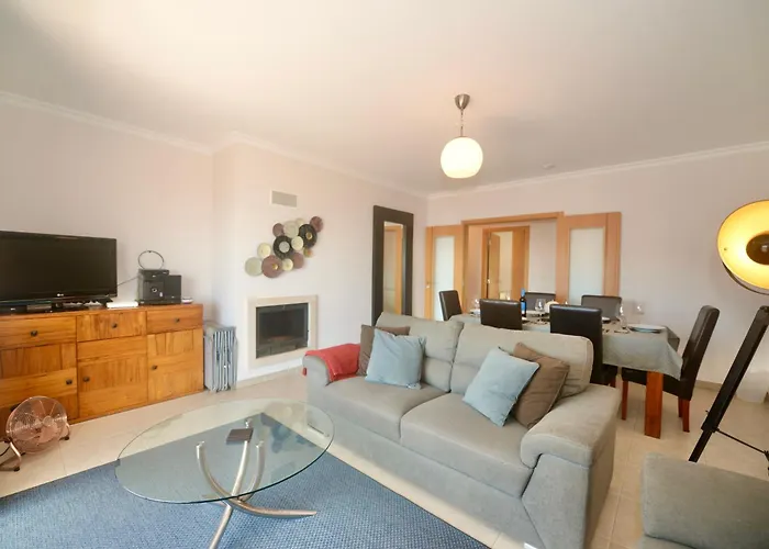Clementine Apartment